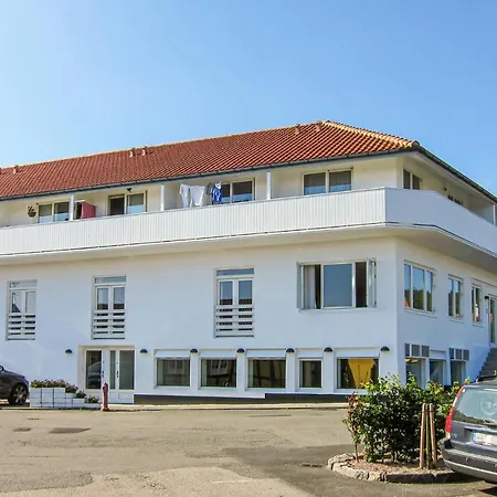 Apartment 1 Bedroom Awesome In *